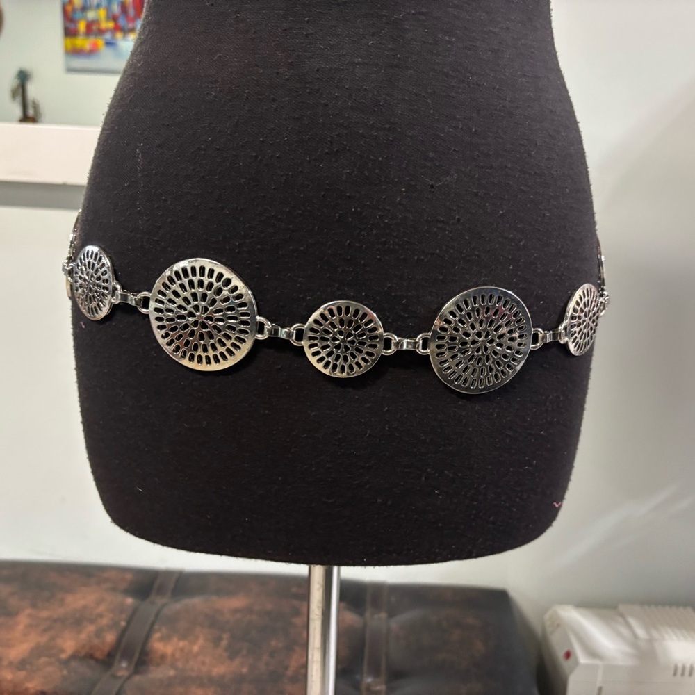 ❤️Silver Medallion Chain Link Belt- M/L